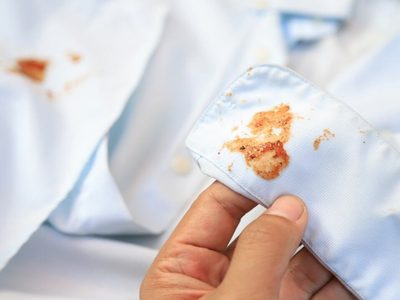El truco casero para eliminar cualquier mancha de tu ropa: es infalible y lo vas a amar