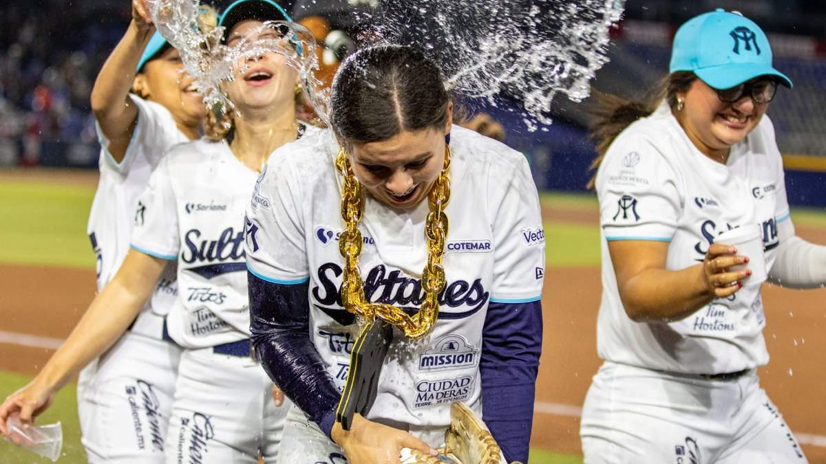 La pitcher Yanina Treviño