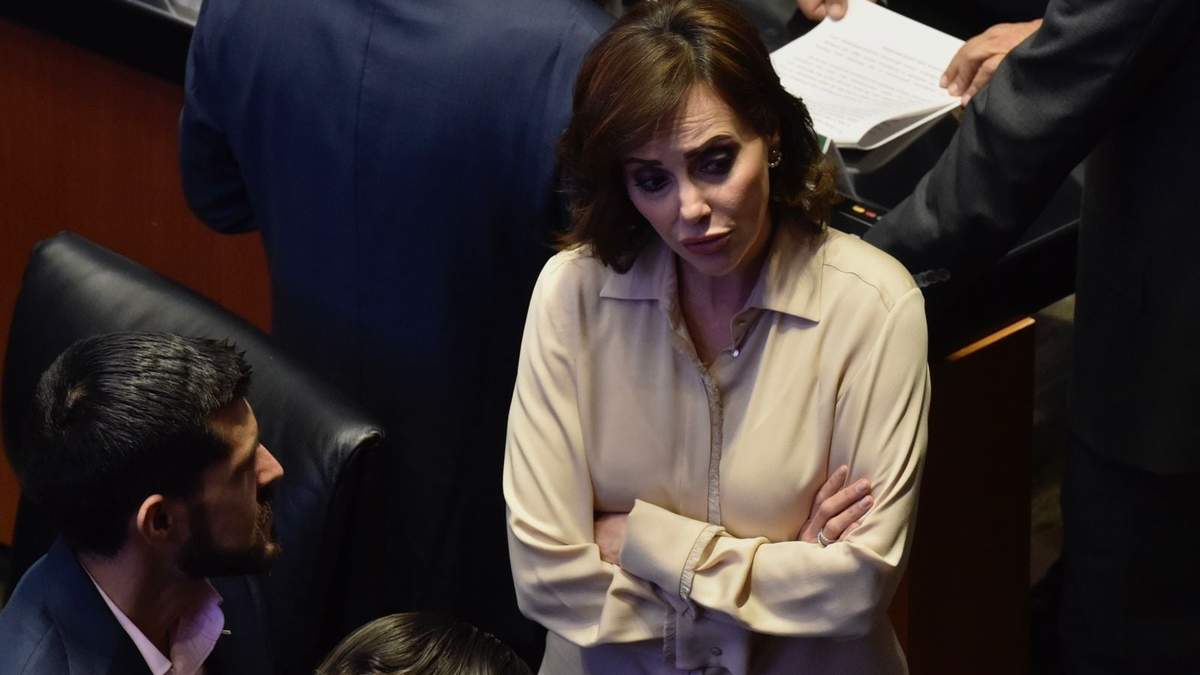 Lilly Téllez en la sesión del miércoles en el Senado