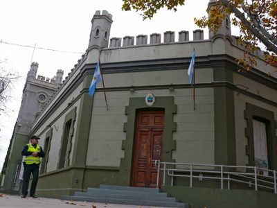 Reclamo salarial: el gobierno neuquino convocó a los gremios estatales