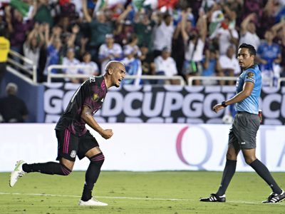 Sufrida victoria, México derrota 1-0 a El Salvador