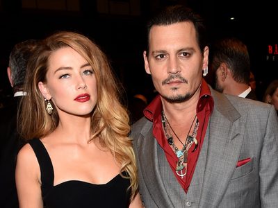 Amber Heard entregó unos mensajes de texto como prueba de que Johnny Depp era agresivo con ella