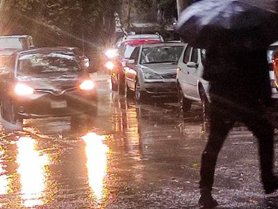 Lluvias e inundaciones hacen estragos en la colonia Condesa, avenida Revolución y Periférico sur