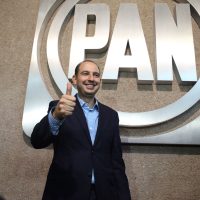 El PAN rechaza ampliar plazo a aspirantes para recabar firmas; Marko Cortés va libre