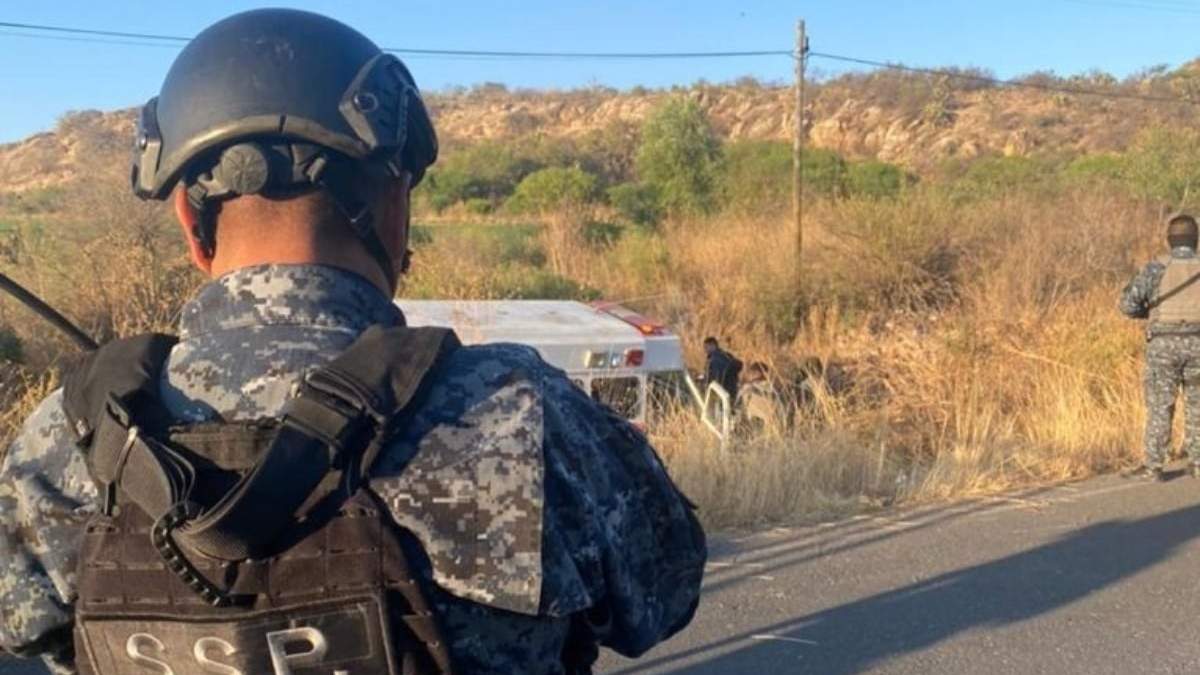 Policías estatales en Tepetongo, Zacatecas