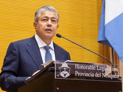 Rolando Figueroa envió un proyecto de emergencia sanitaria a la Legislatura de Neuquén