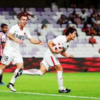 Chivas cae 3-2 ante el Kashima en su debut en el Mundial de Clubes