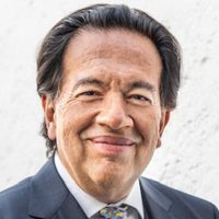 Renuncia coordinador de Institutos de Salud ante controversia con la farmacéutica PISA