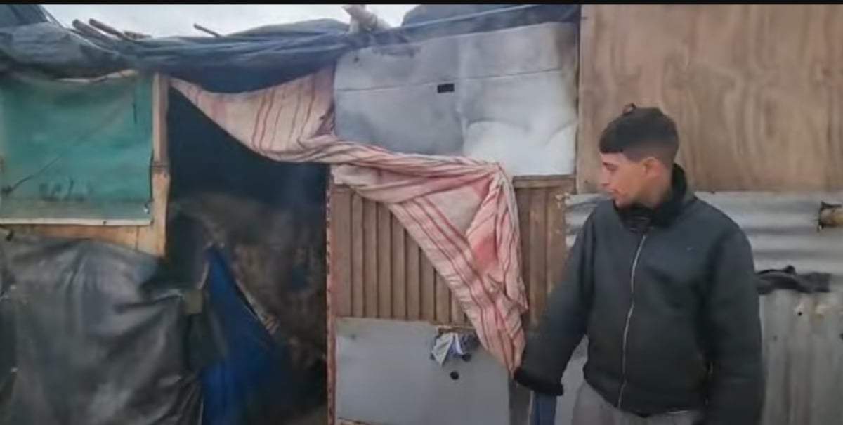 El  joven de Plaza Huincul que busca colaboración. Fuente: (La Voz del Neuquén)