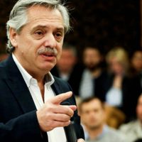 Alberto Fernández le respondió con dureza a Elisa Carrió