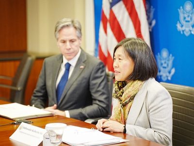 EU alista ultimátum contra la política energética del gobierno de AMLO