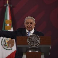 Juez prohíbe a AMLO que emita un discurso de odio contra trabajadores del Poder Judicial