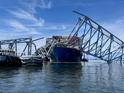 Biden visita puente colapsado de Baltimore en medio de tareas de recuperación