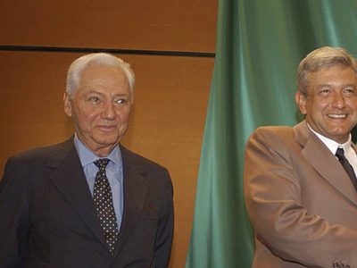 AMLO lamenta el deceso del "gran maestro y amigo" Enrique González Pedrero