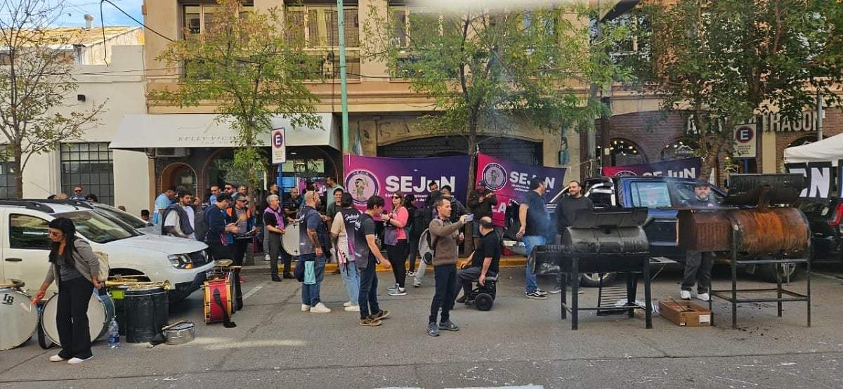 Los empleados judiciales mantienen medidas de fuerza en demanda de mejoras salariales. Fuente (Javier Manzano)