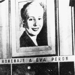 Entre peleas y crisis, peronistas conmemoran la muerte de Evita
