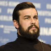 "Empieza la cuenta atrás": Mario Casas sorprende a sus seguidores con una nueva caracterización