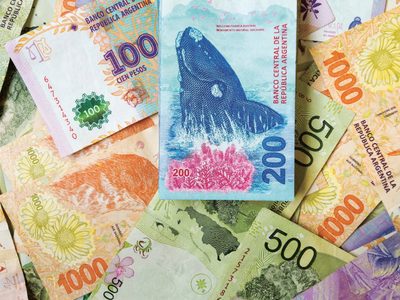 Gracias a las paritarias, el salario de los estatales en Neuquén le gana a la inflación