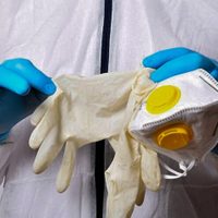 La UNAM repartirá 400 mil equipos médicos tras donativo de diputados