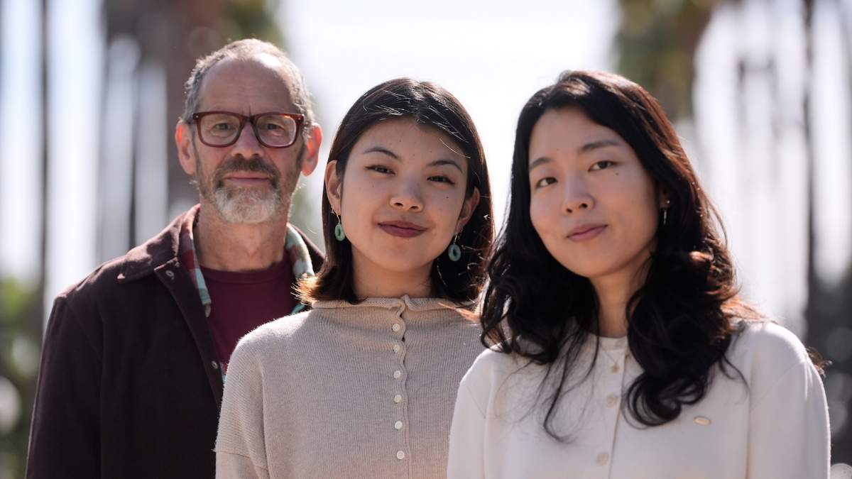 Los investigadores Dan Jurafsky, Myra Cheng y Cinoo Lee
