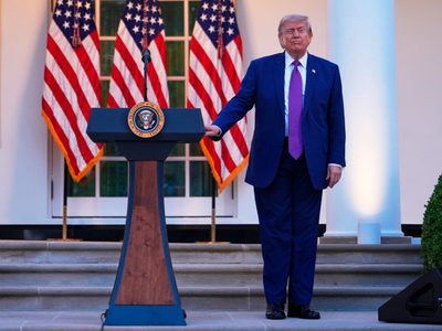 Trump asegura que Cuba "está pidiendo ayuda" a EU y adelanta que ambos países "van a hablar"