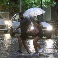 Tormentas, lluvia y viento: rige una alerta meteorológica para gran parte del país