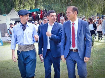 "Para el campo": Relevantes anuncios de Omar Gutiérrez en Junín de los Andes
