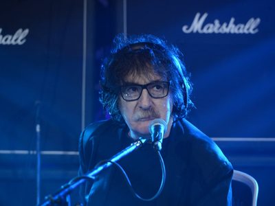 Ella es Josi, la hermana menor de Charly García que pocos conocen
