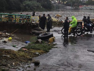 Se desborda presa Becerra en Álvaro Obregón tras activarse la Alerta Púrpura por lluvias (Video)