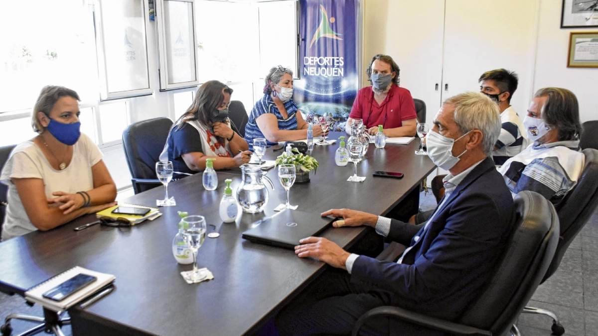 Encuentro entre ATEN y el Gobierno provincial para acordar la vuelta a clases. Fuente: (Twitter)