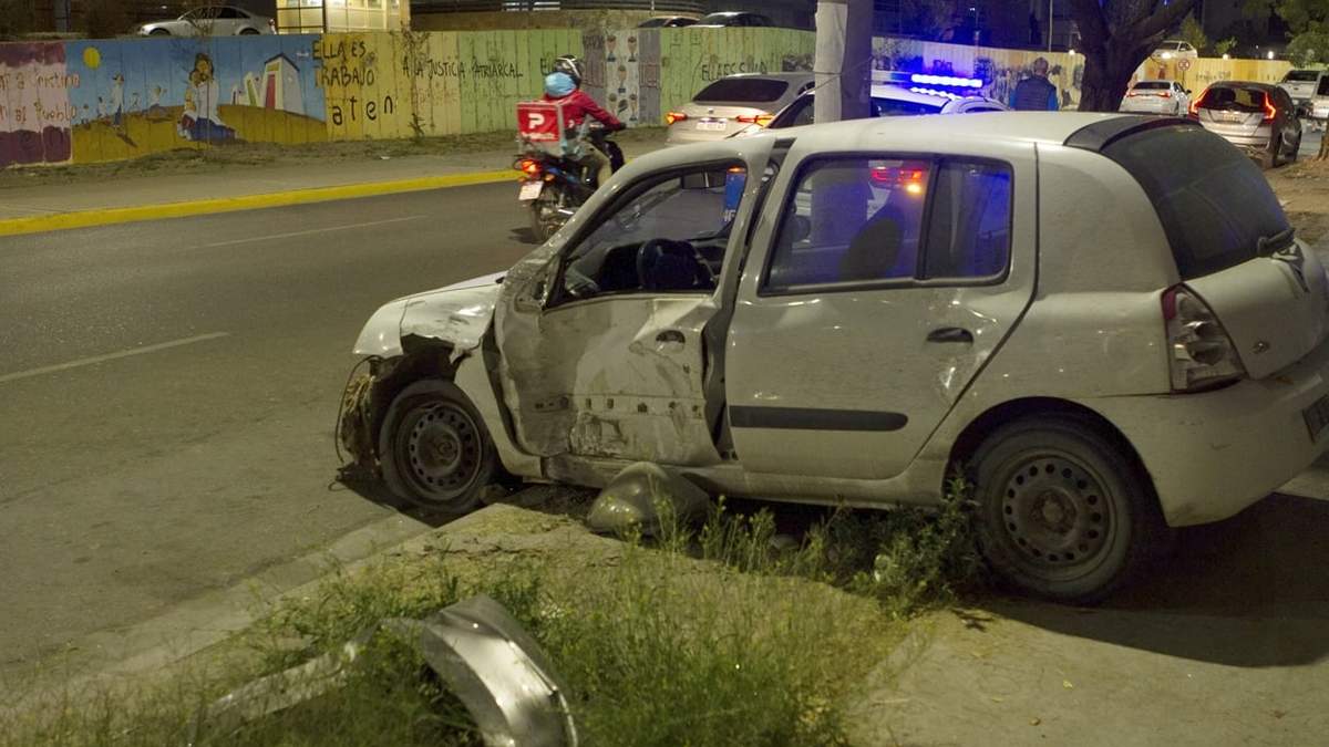 Incidente de tránsito en calle Leloir. Fuente: (Emiliano Ortiz)