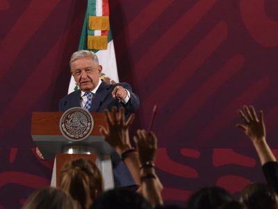 Estos fueron los principales temas de la conferencia mañanera de AMLO del 8 de noviembre (Video)