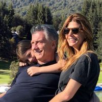 Un lugar de ensueño: cómo es el barrio privado donde veranea Mauricio Macri en Villa La Angostura