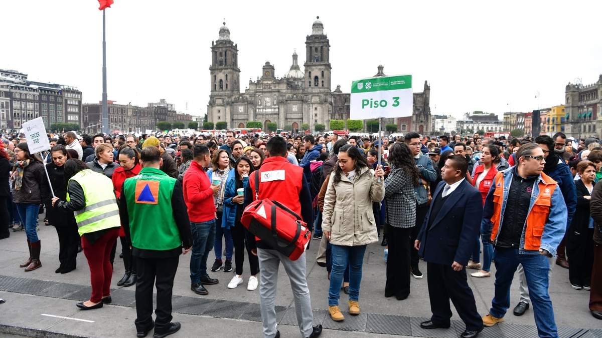 Simulacro de sismo en la CDMX