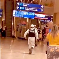 Autoridades descartan balacera en aeropuerto de Cancún, fue una banda de equipaje (Video)