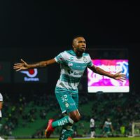 Santos goleó 5-0 a Gallos para avanzar a la Liguilla; enfrentará a Monterrey