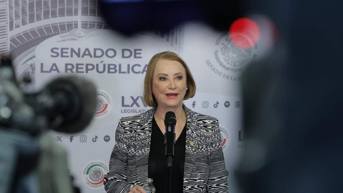 La presidenta del Senado, Sandra Itzel Castillo