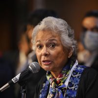 Sánchez Cordero alerta sobre cuenta falsa de WhatsApp para pedir dinero a su nombre