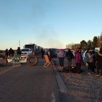 Continúa el corte en la Ruta 17: los vecinos de Sauzal Bonito denuncian falta de agua
