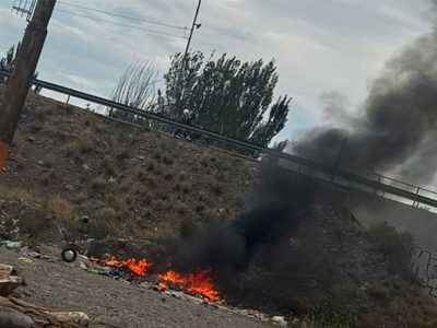 Vecinos denuncian quema de basura sin control a la altura de calle Paso