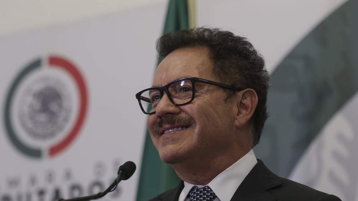 El líder parlamentario morenista