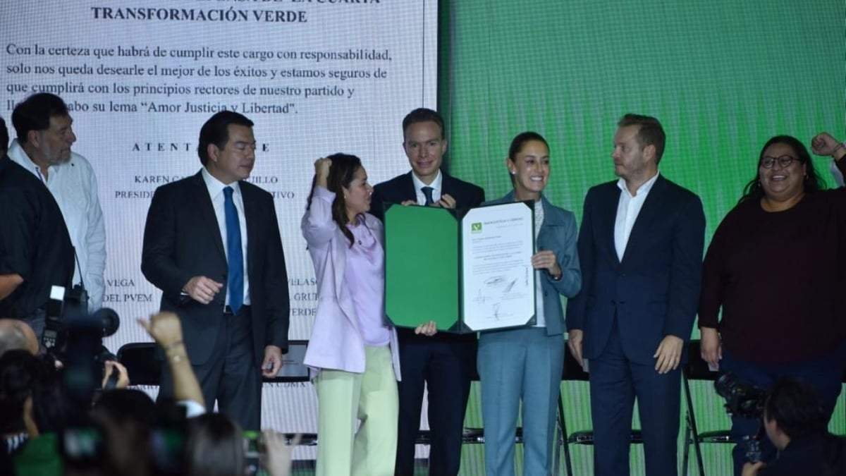 Claudia Sheinbaum con los líderes del PVEM