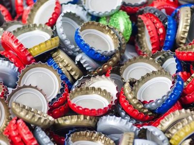 Pensá dos veces antes de tirar las tapitas de cerveza: mirá estas 2 ideas para reutilizarlas en casa y sin gastar