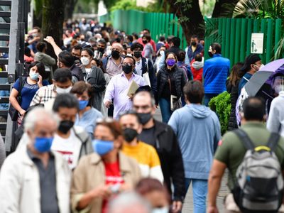 México supera las 235 mil muertes por covid-19