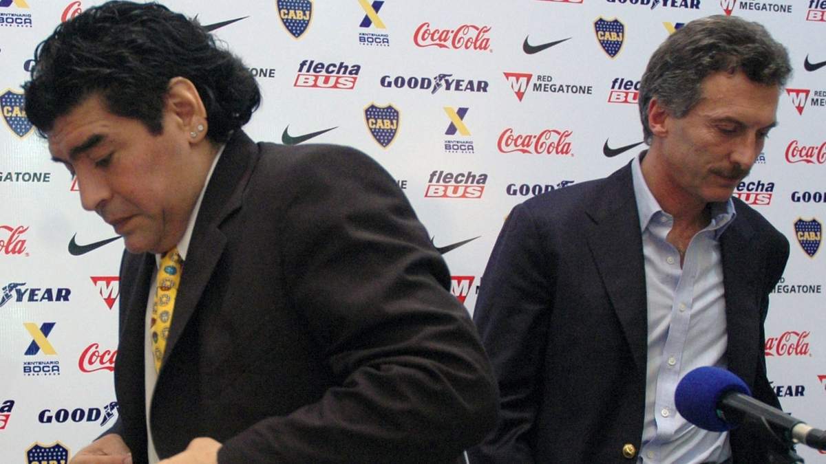 Maradona y Macri, años atrás (foto: Twitter).
