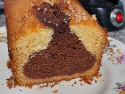 Budín keto marmolado sin azúcar ni manteca: poné la pava y horneá este postre esponjoso y con mucho sabor
