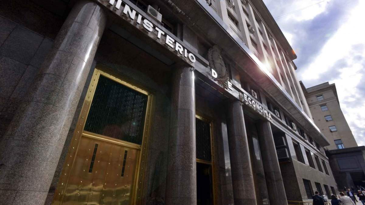 Los analistas anticipan presiones depreciatorias sobre la mayoría de las monedas latinoamericanas en los próximos años.