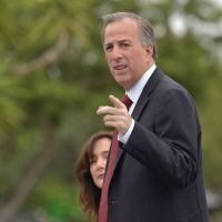 Meade se asume satisfecho con su desempeño en el debate; "vamos a ganar en julio", dice