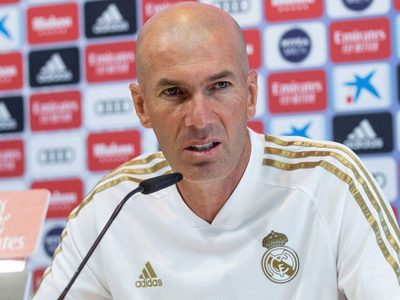 Zinedine Zidane brindó una conferencia de prensa y desató toda su furia