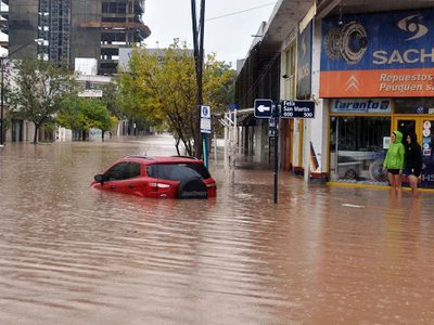 Elías Sapag advirtió que Neuquén no está a salvo de sufrir una inundación extrema, como sucedió en Bahía Blanca